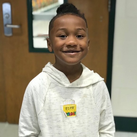 Meet your Posher, Julia - Picture 1 of 1